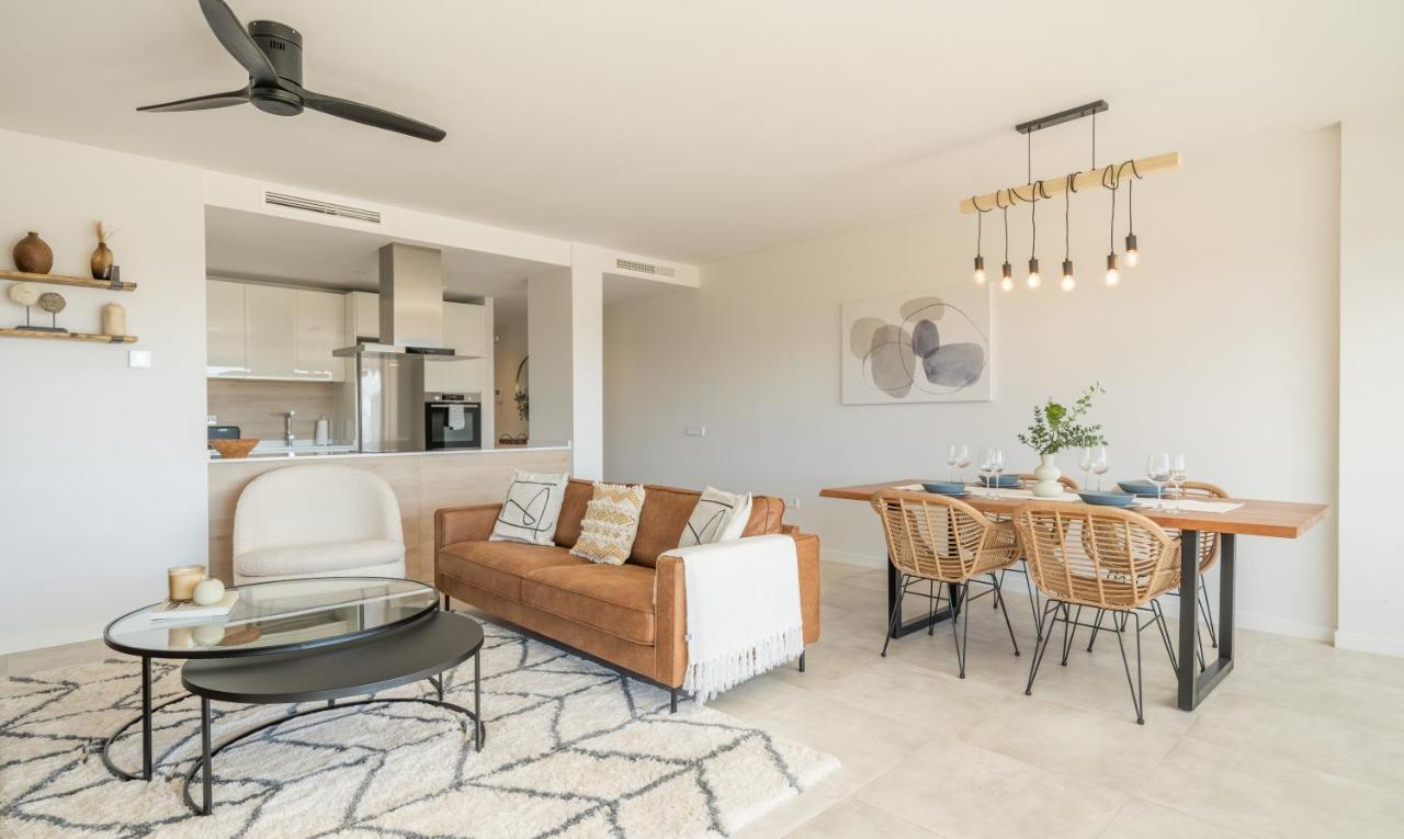 Апартаменты Ar 17 South Bay Эстепона Экстерьер фото